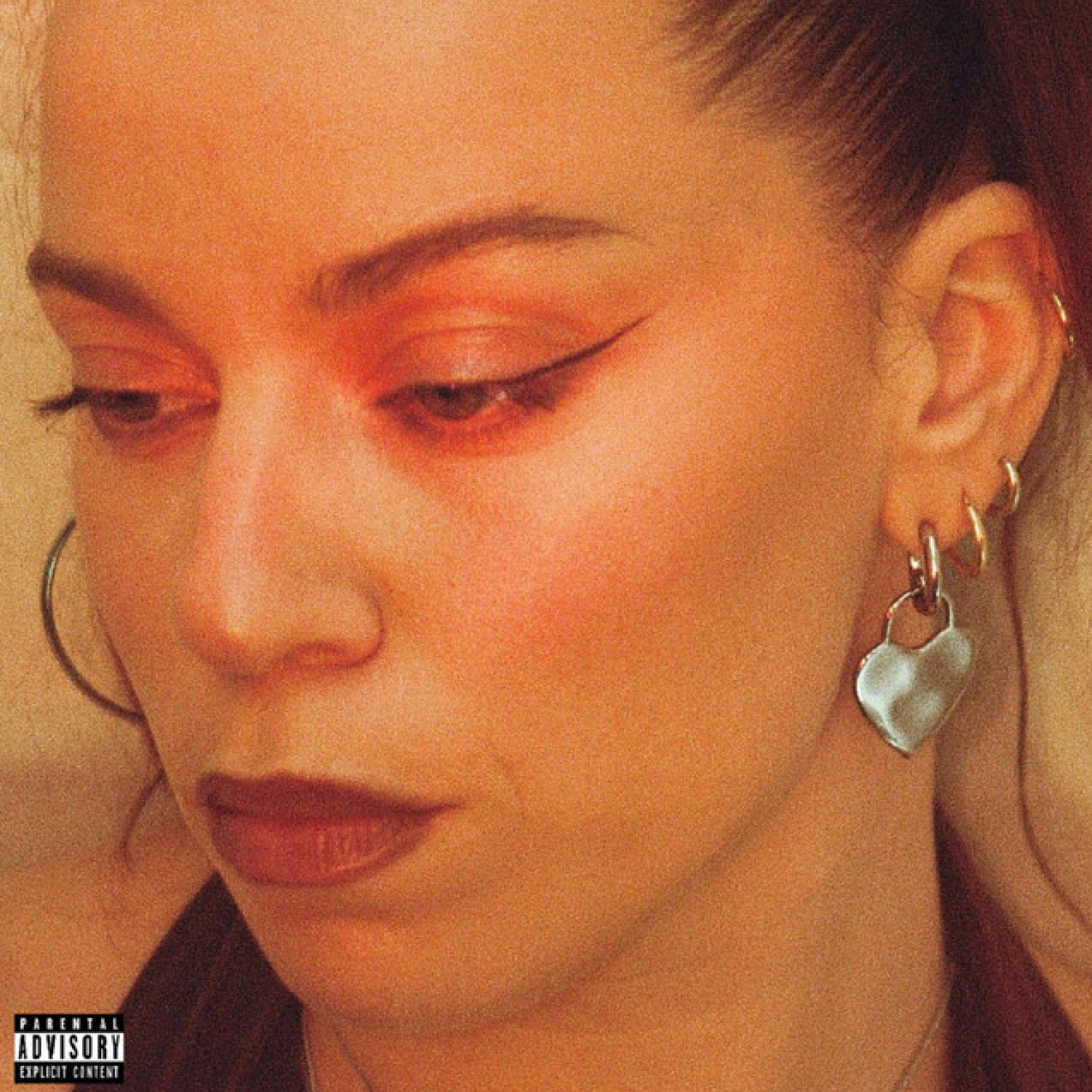 Macy Lu &ndash; L.O.V.E